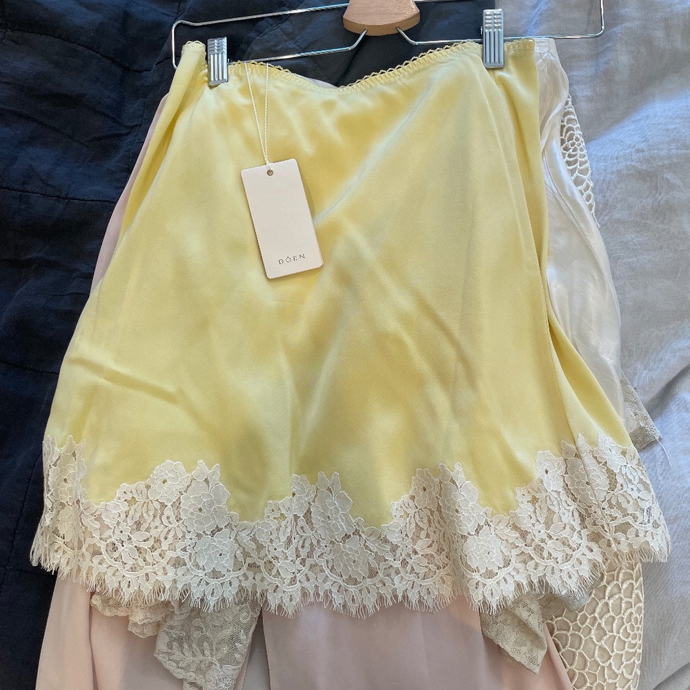 Doen Giulietta skirt xs nwt